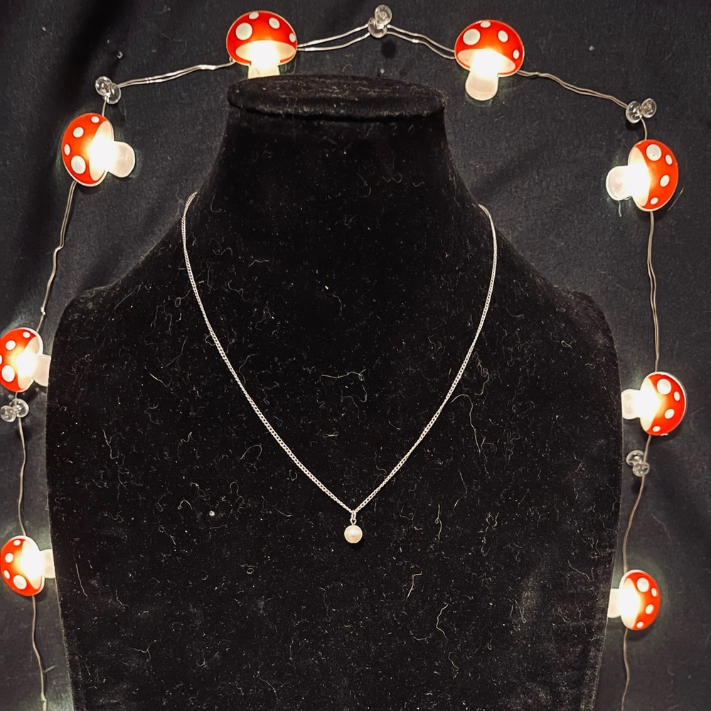 Vintage Sterling Silver Necklace w/ a Natural Pearl Pendant